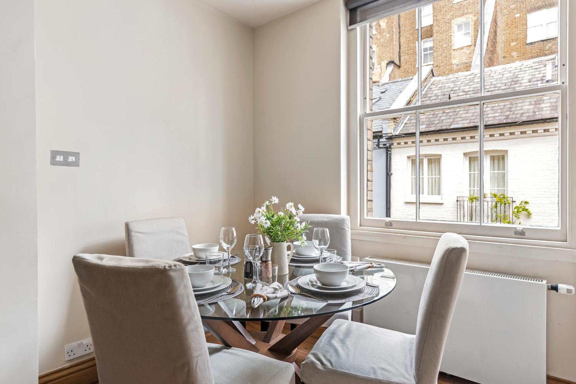 Enchanting Hideaway - La Reserve South Kensington London Bagian luar foto