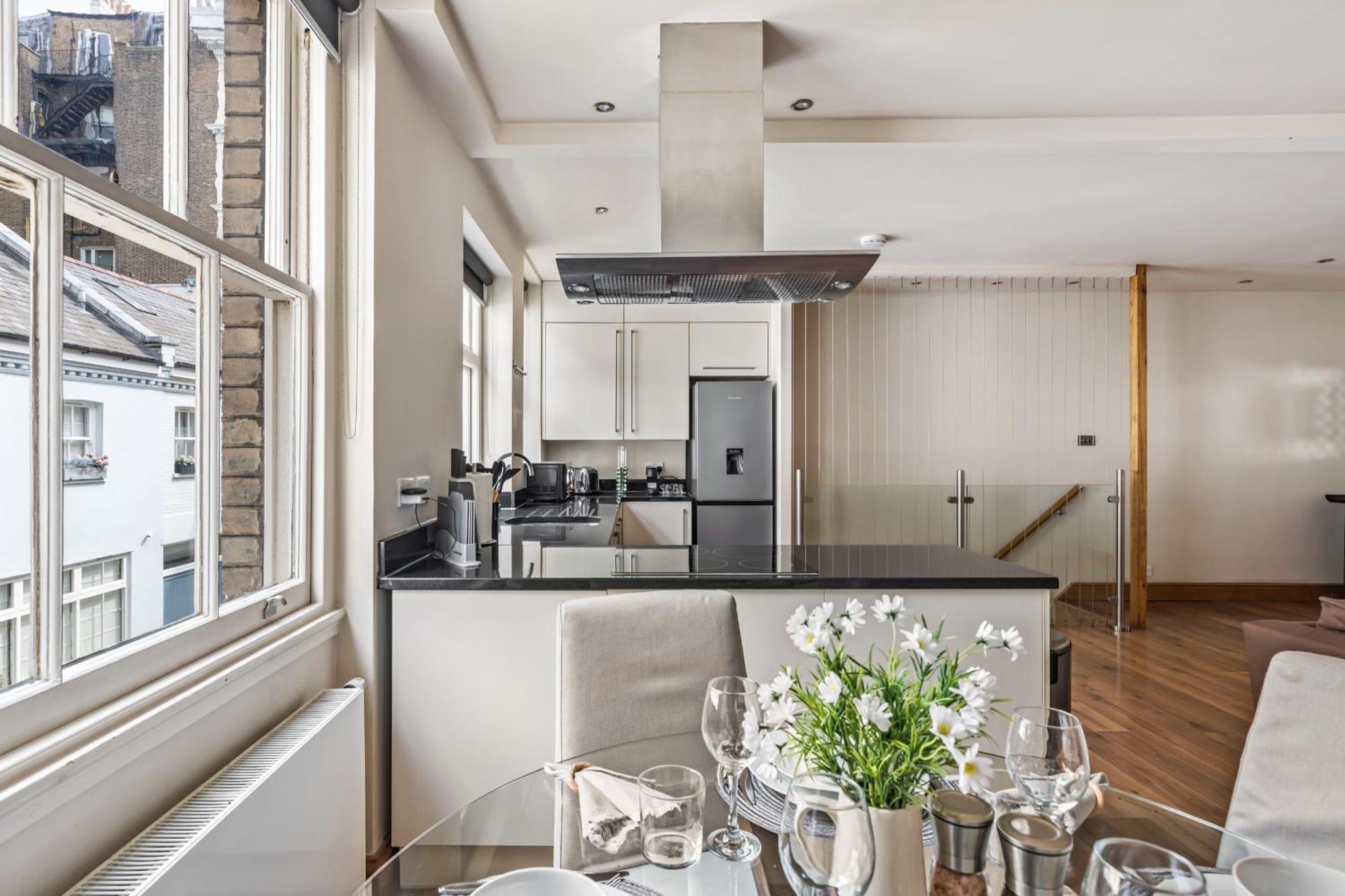 Enchanting Hideaway - La Reserve South Kensington London Bagian luar foto