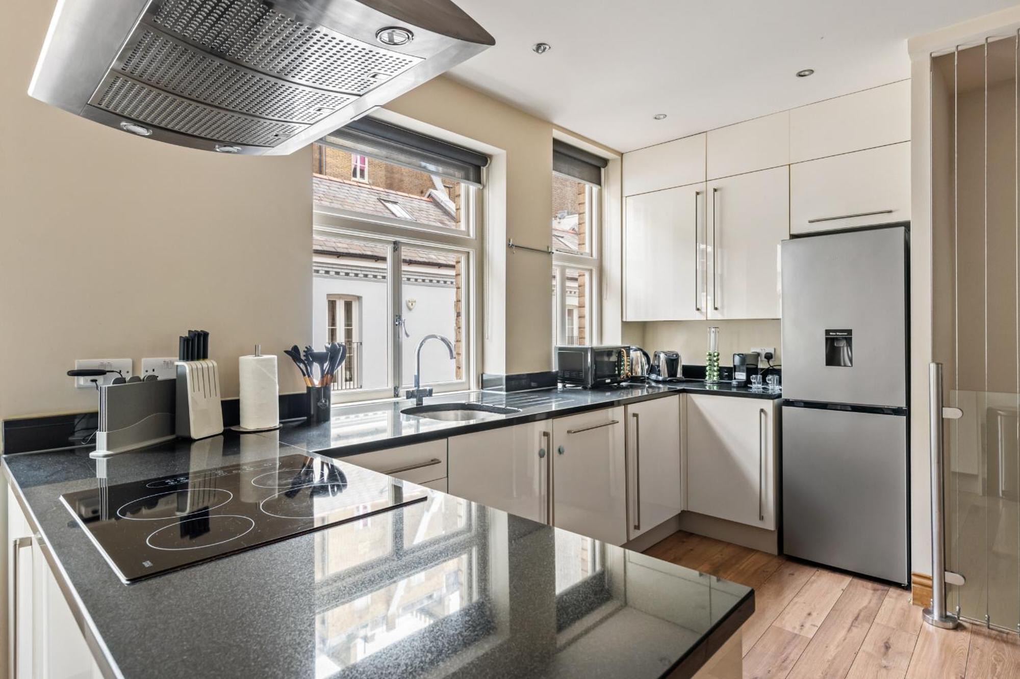 Enchanting Hideaway - La Reserve South Kensington London Bagian luar foto