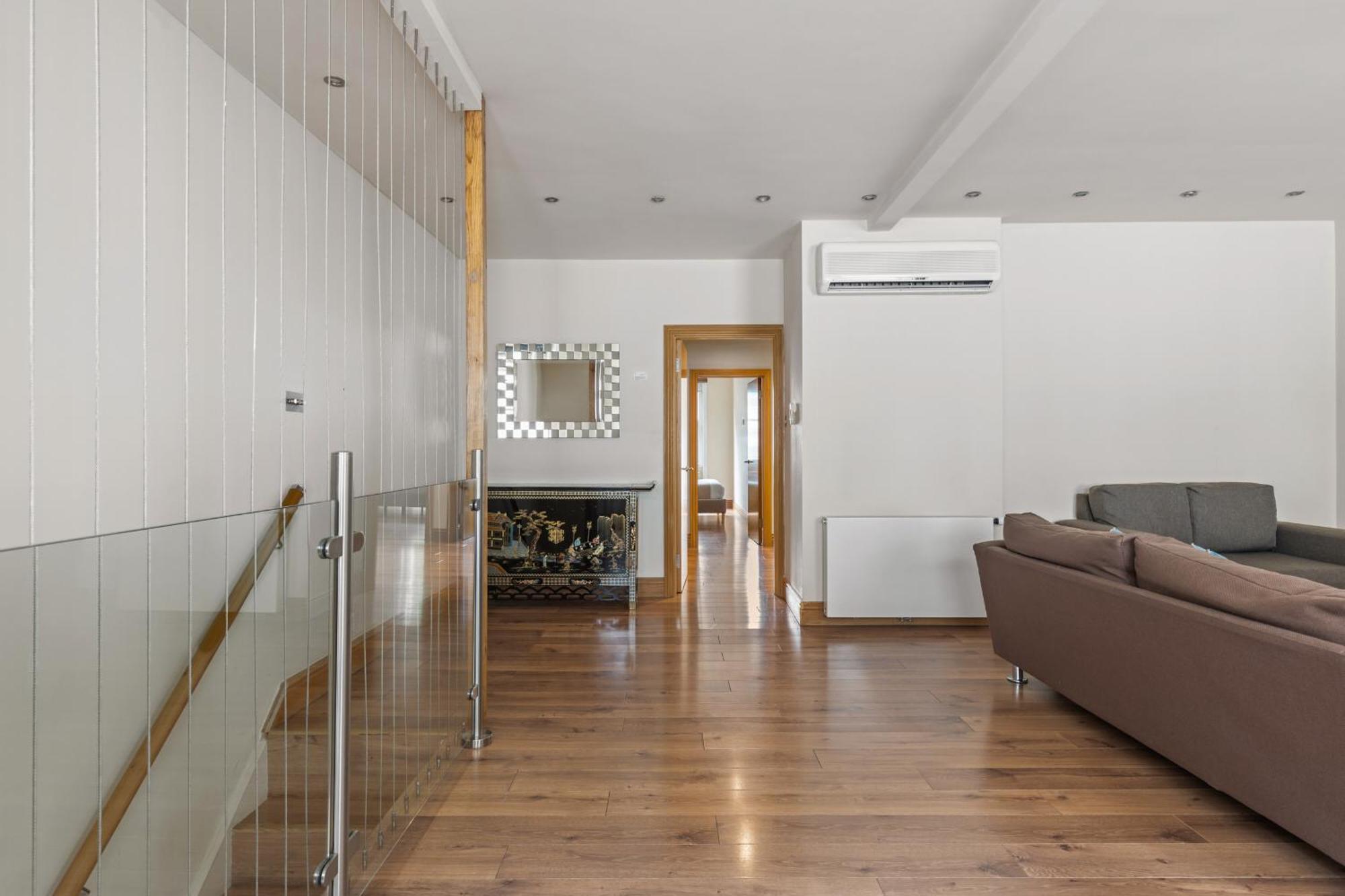 Enchanting Hideaway - La Reserve South Kensington London Bagian luar foto